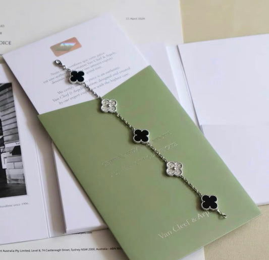 VAN CLEEF  ARPELS 
18K White Gold Diamond Black Onyx 5 Motifs Vintage Alhambra Bracelet
