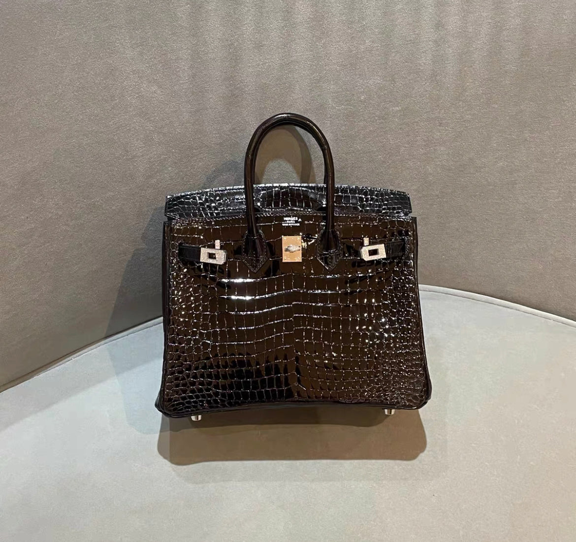 Hermès BIRKIN 25 SHINY BLACK POROSUS CROCODILE DIAMOND WITH 18K WHITE GOLD DIAMOND HARDWARE, Brand new full set!!!