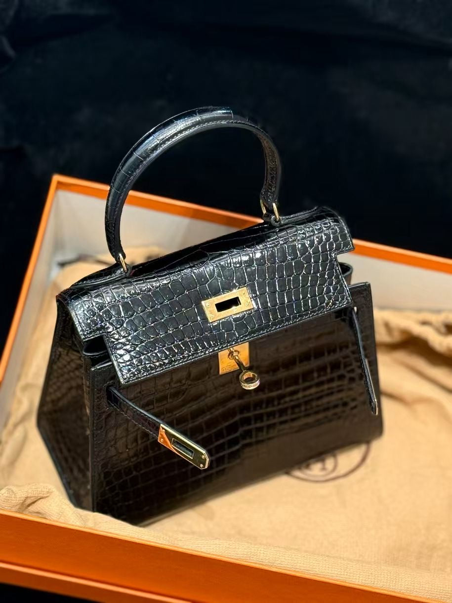 HERMÈS Mini Kelly 20 Black Porosus Crocodile Gold hardware Diamond White Gold hardware