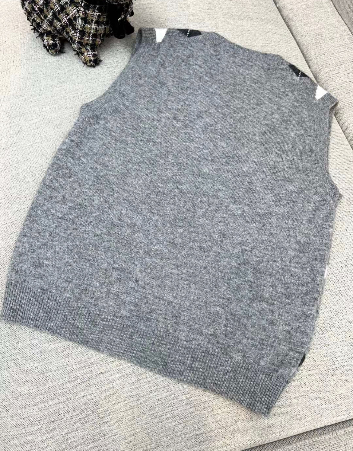 Miu Miu Cashmere Vest Marble Grey brand new size 40