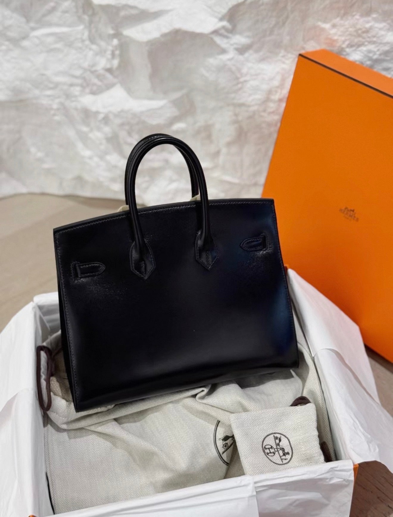 Hermès Birkin 25 Black Box Leather Palladium Hardware