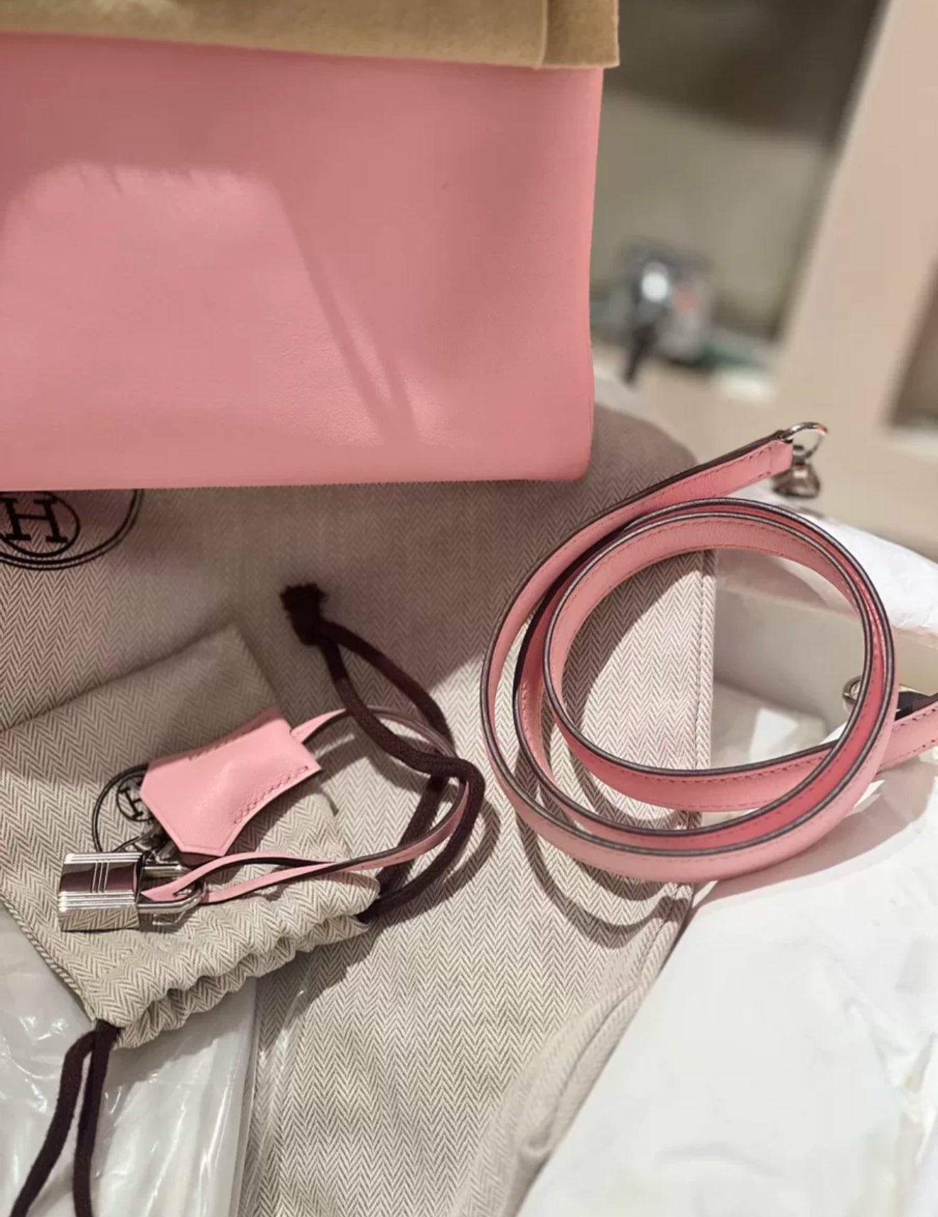 Hermès Kelly 25 Rose Sakura Swift Palladium Hardware
