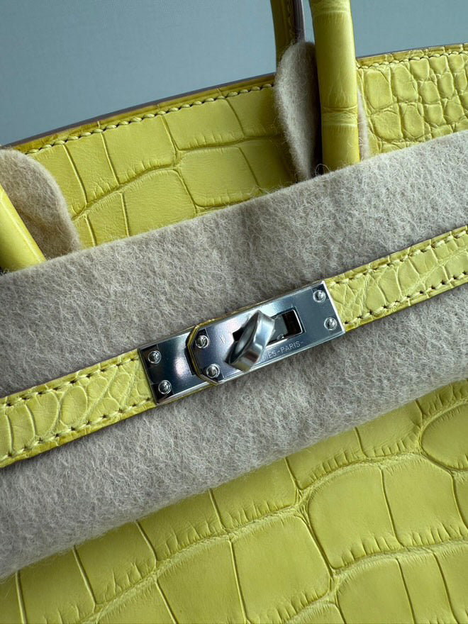 Hermes Birkin 25 Lime Yellow Matte Crocodile Palladium Hardware Handbag