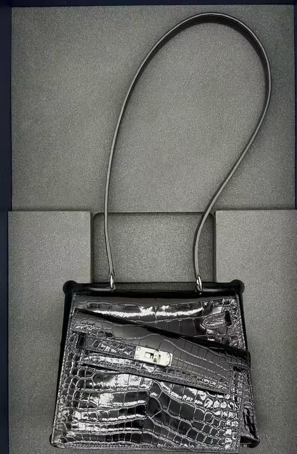 Hermes Kelly En Desordre Black Shiny Alligator Palladium hardware