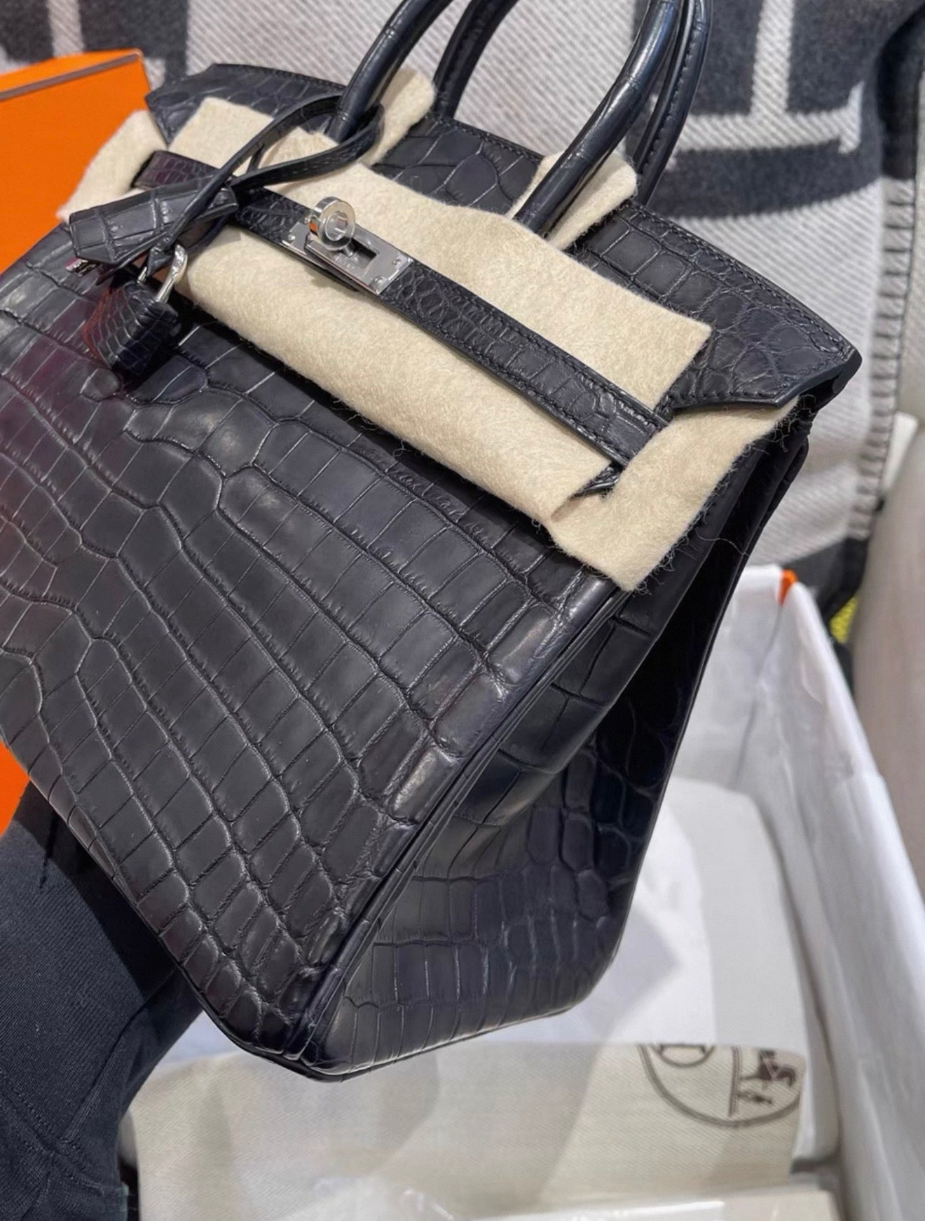 Hermes Birkin 25 Black Matte Crocodile Leather Palladium Hardware