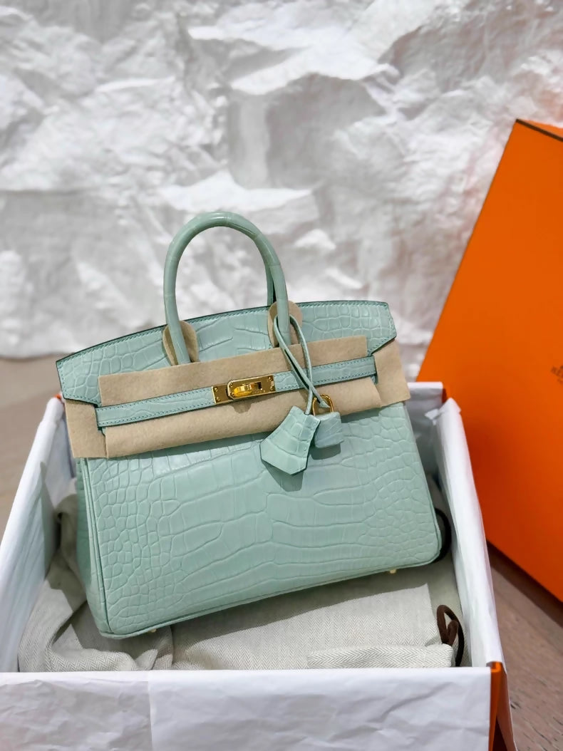 Hermes Birkin 25 6U Vert Deau matte crocodile leather gold hardware
