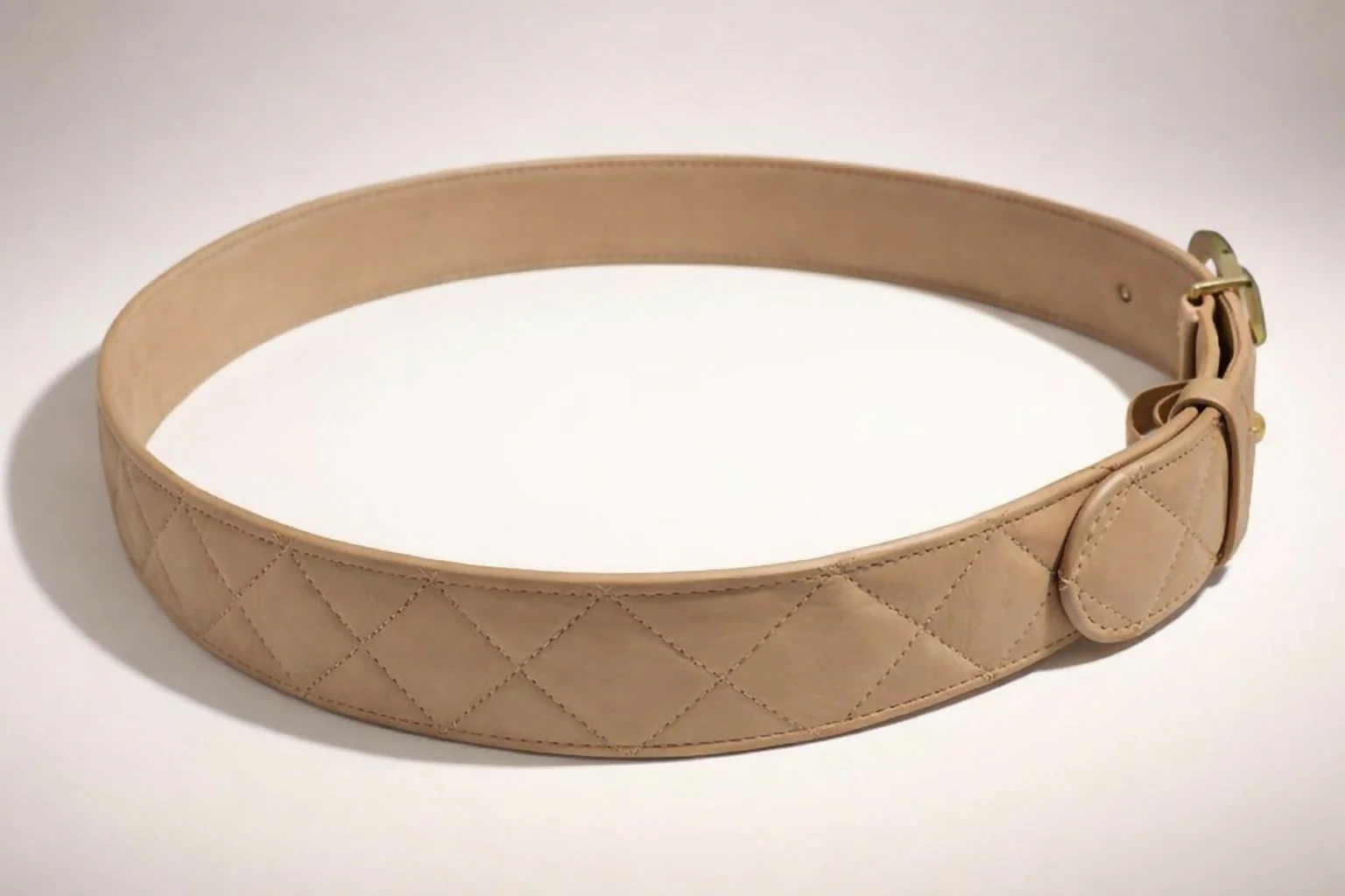 Chanel 14C Beige on Gold CC Buckle Quilted Lambskin Belt Size 85/34