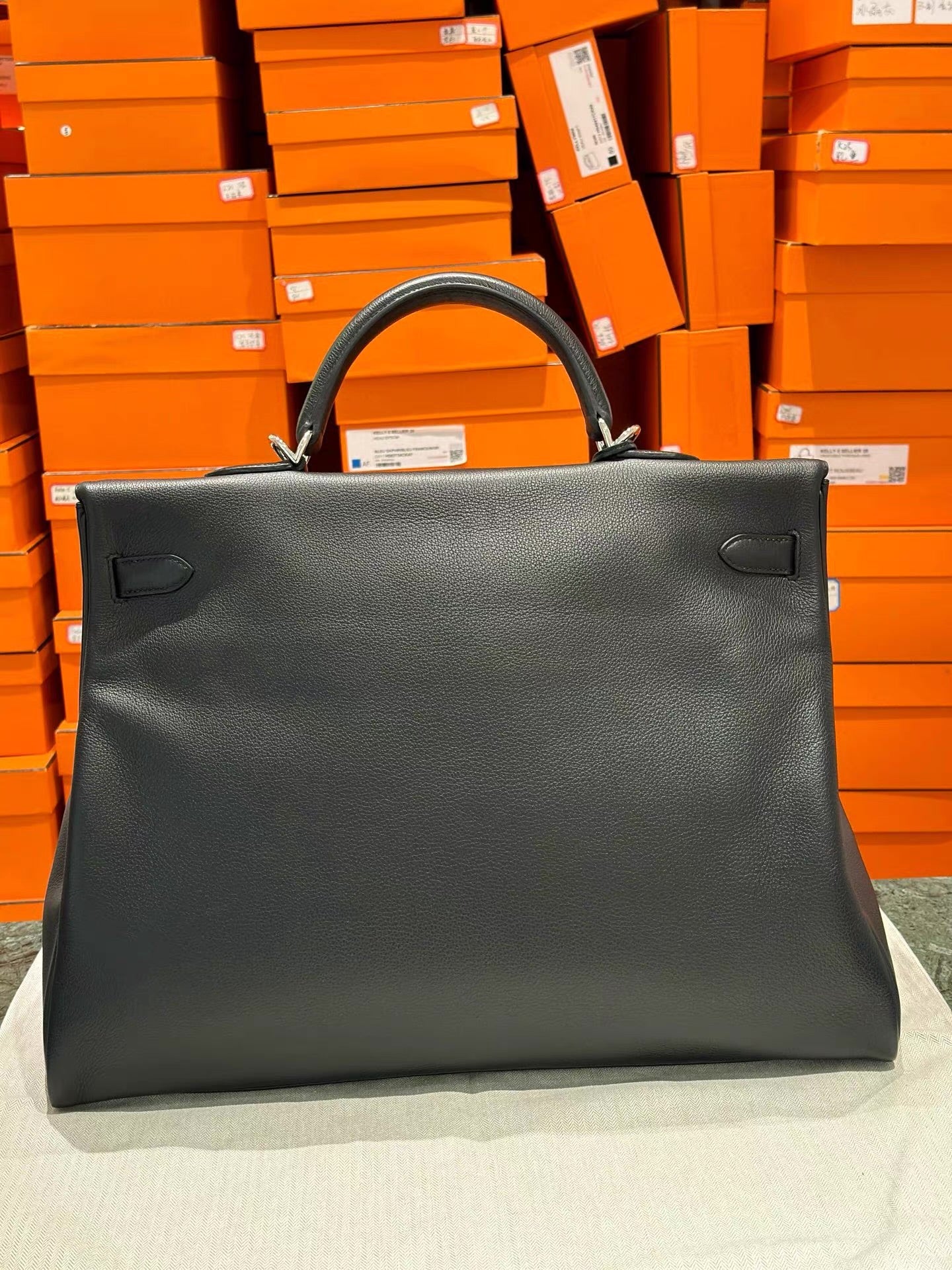 Hermès Kelly Voyage 50 Black Evercolor Palladium Hardware