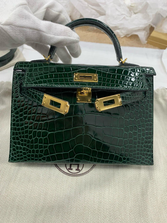 Hermes Mini Kelly 20 Vert Fonce shiny Alligator leather Gold Hardware