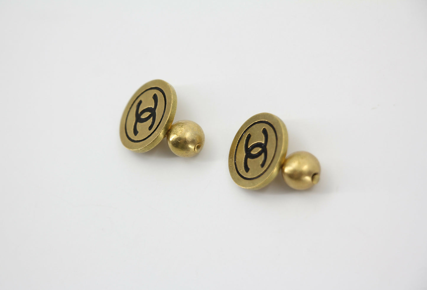Chanel Vintage 94A Metal Black CC Round Gold Cufflinks/Buttons