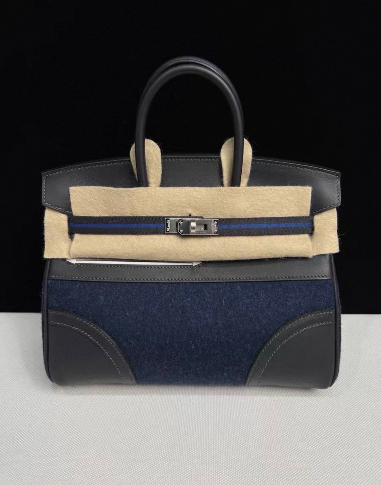Hermès limited edition Birkin 25 Go Team Bleu Nuit and Caban Swift and Feutre with Palladium Hardware