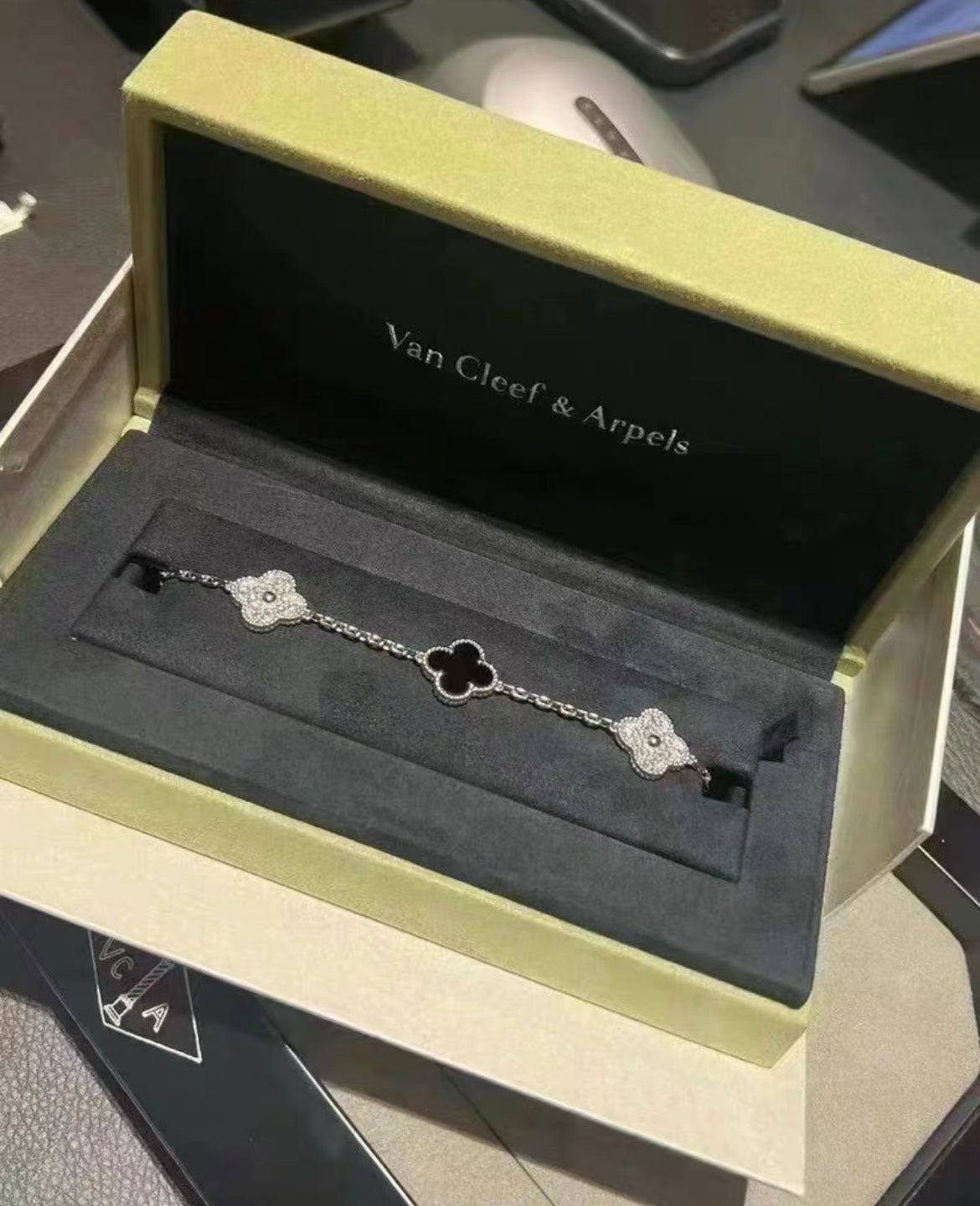 VAN CLEEF  ARPELS 
18K White Gold Diamond Black Onyx 5 Motifs Vintage Alhambra Bracelet