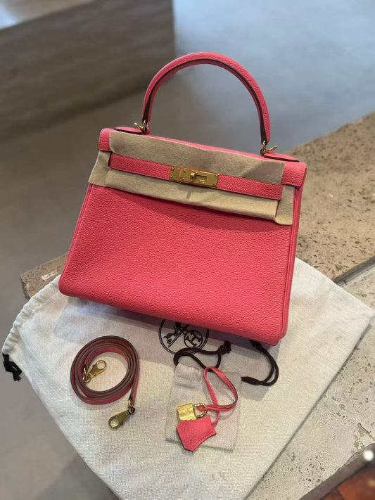 Hermes kelly 28 rose lipstick swift leather gold hardware