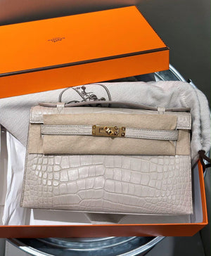 Hermès Kelly Pochette Beton Matte Alligator Gold hardware