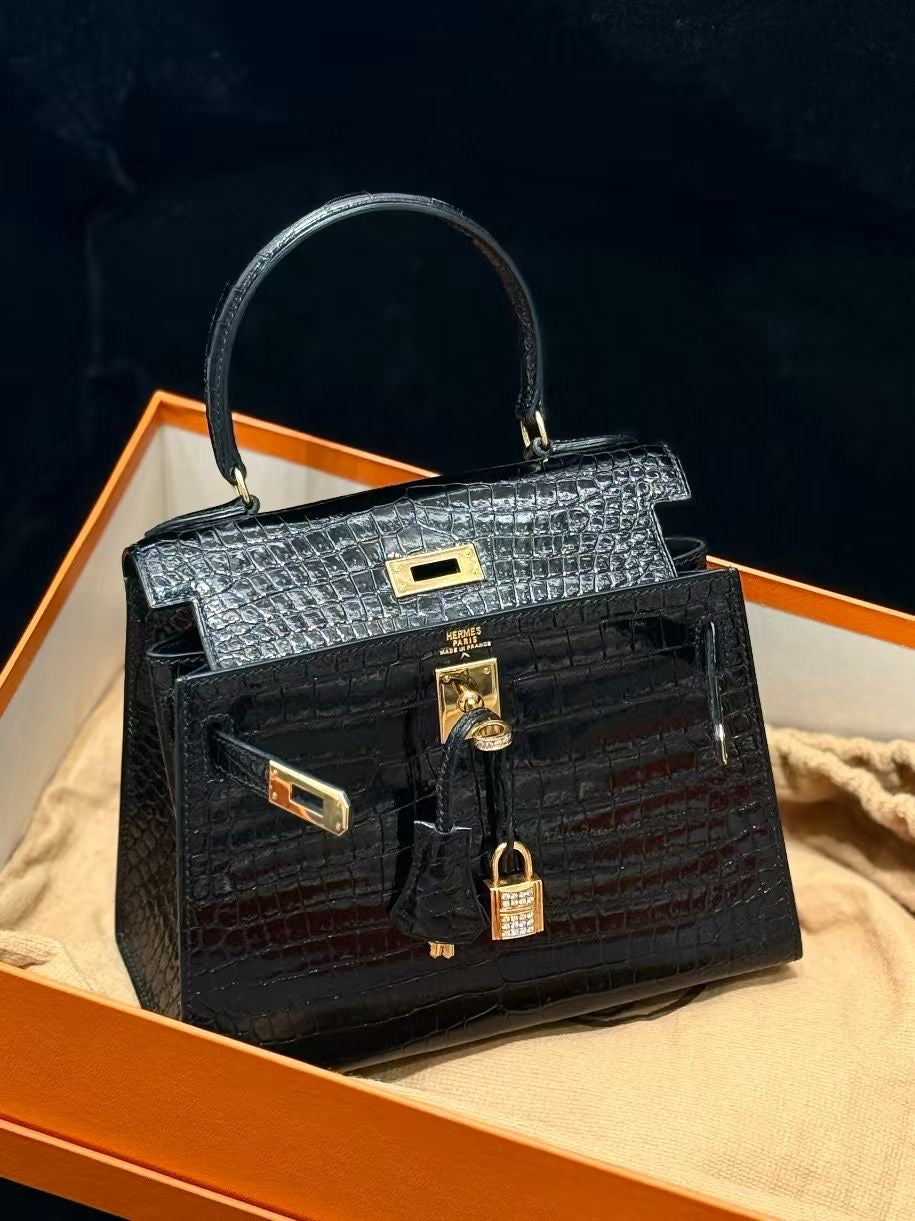 HERMÈS Mini Kelly 20 Black Porosus Crocodile Gold hardware Diamond White Gold hardware
