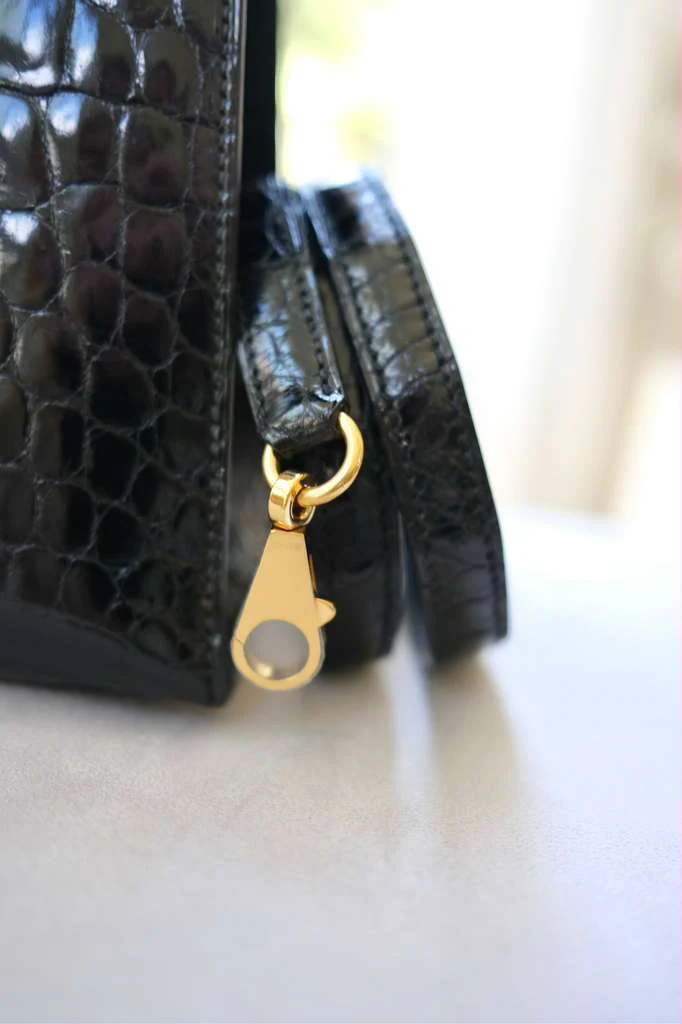 Hermes Kelly 28 Black Shiny Crocodile Leather Gold Hardware