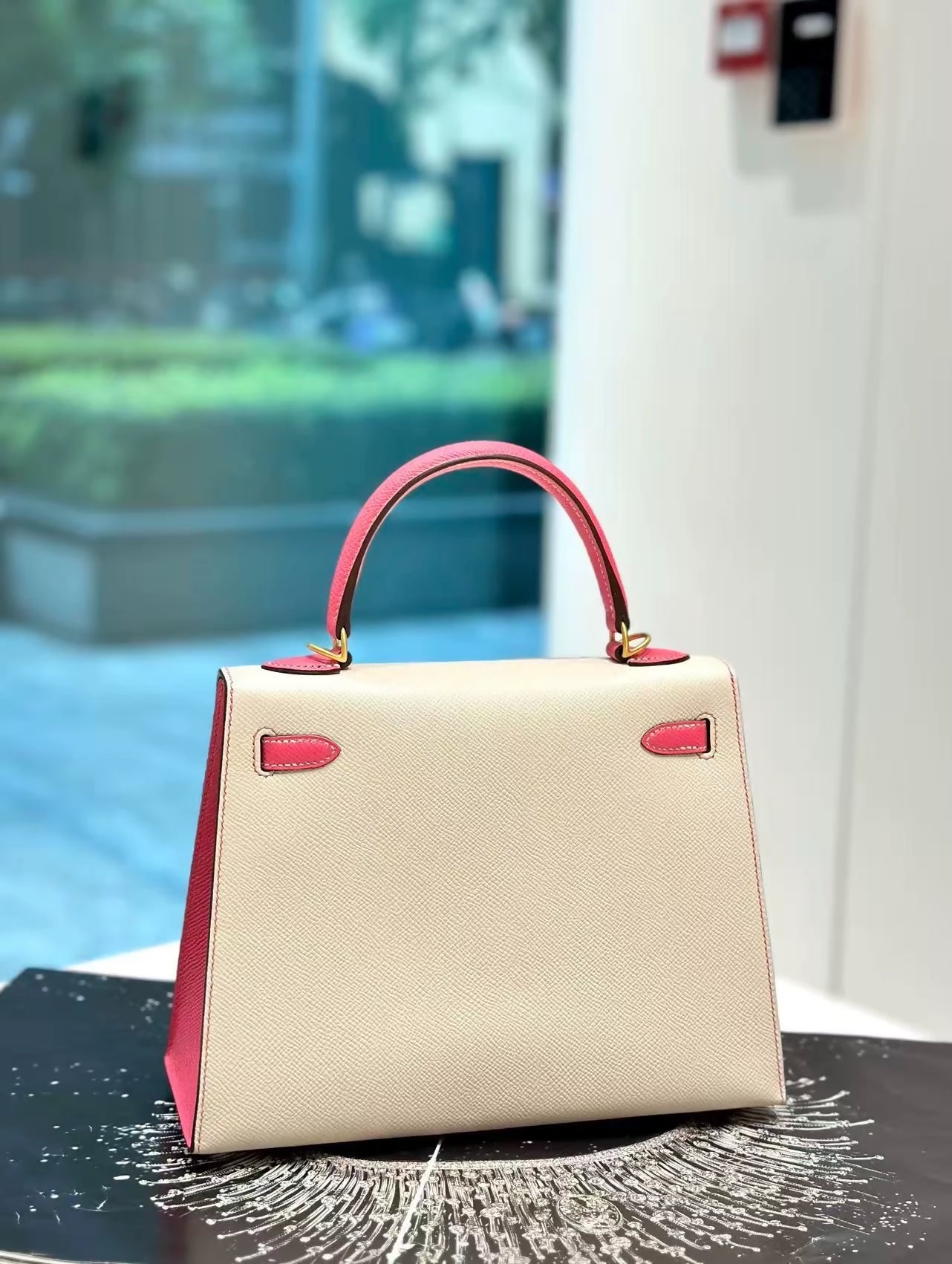 Hermes Kelly 25 craie pink lipstick Epsom leather brushed gold hardware
