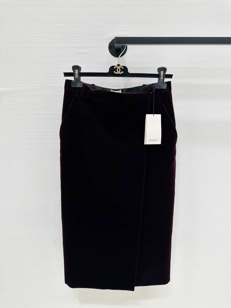 Saint Laurent YSL 25 midi skirt in burgundy velvet