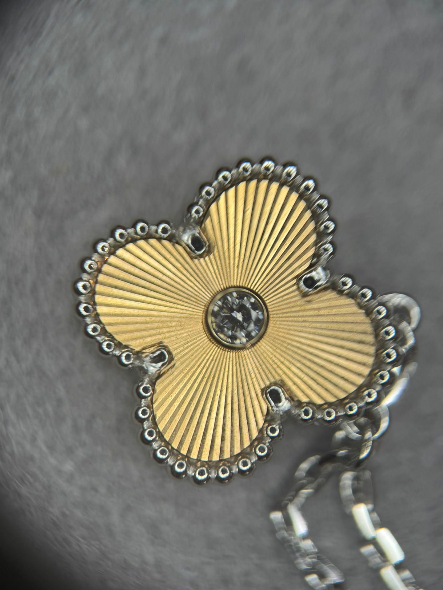 Van Cleef  Arpels Holiday Pendant 2024