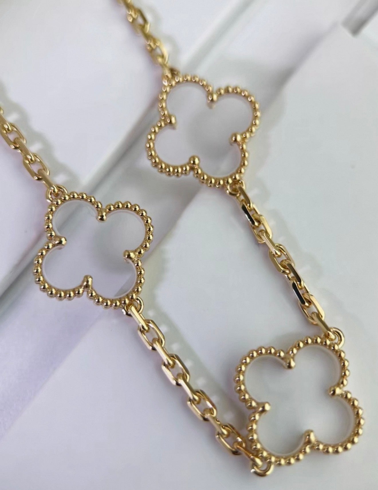 VAN CLEEF  ARPELS 18K Yellow Gold Rock Crystal 5 Motifs Vintage Alhambra Bracelet