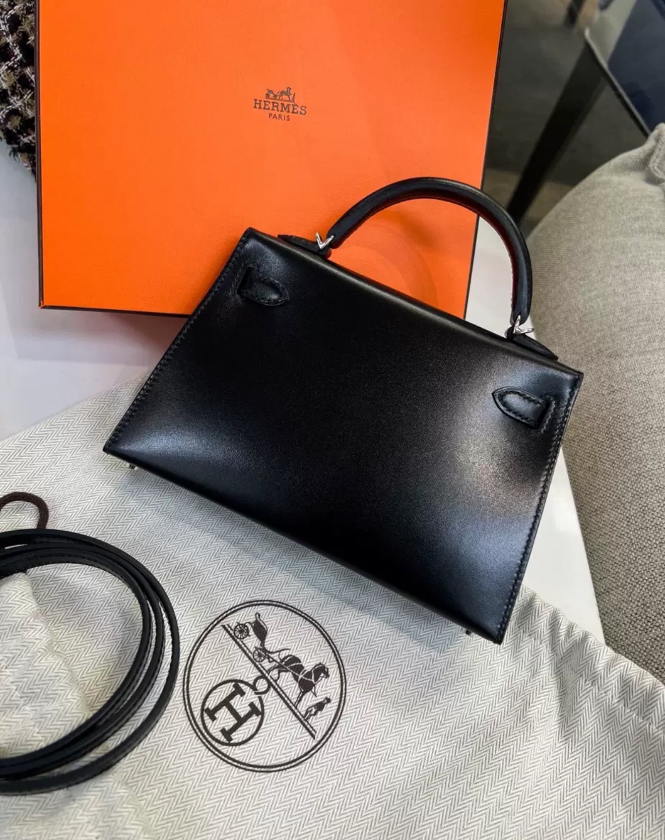 Hermès Mini Kelly Black Box Leather Palladium Hardware