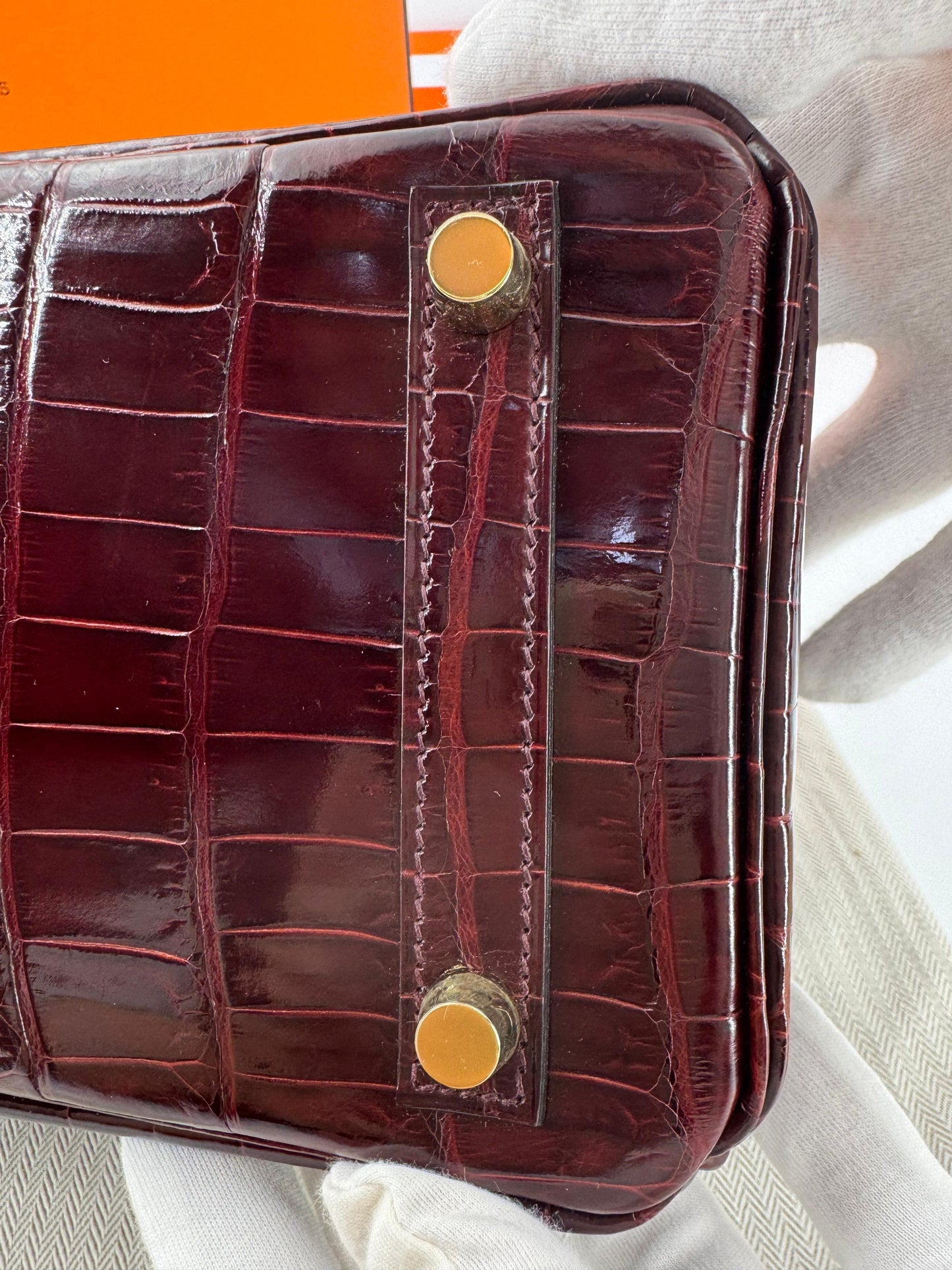 Hermes Birkin 25 Rouge Bordeaux Burgundy shiny crocodile leather gold hardware