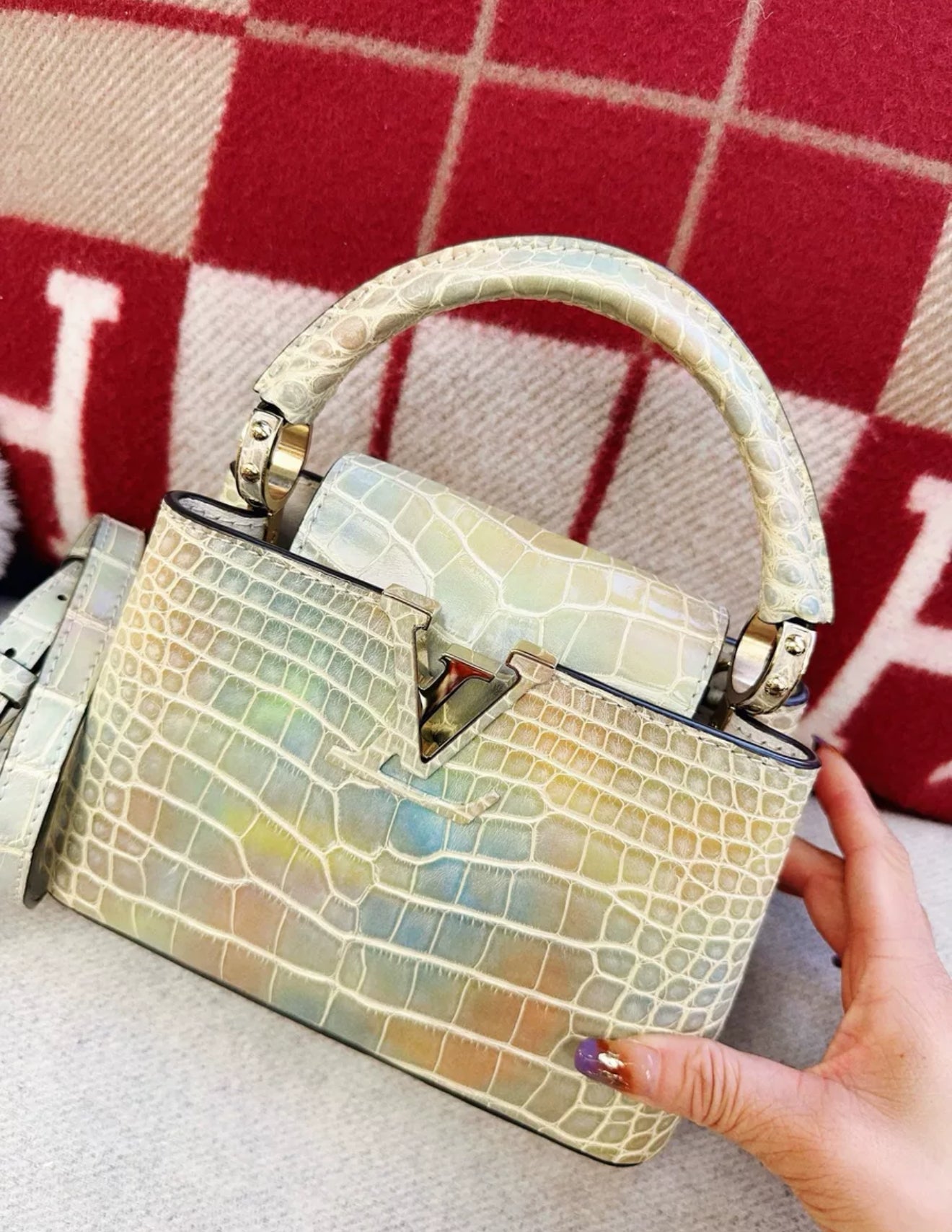 Louis Vuitton Capucines coral alligator leather