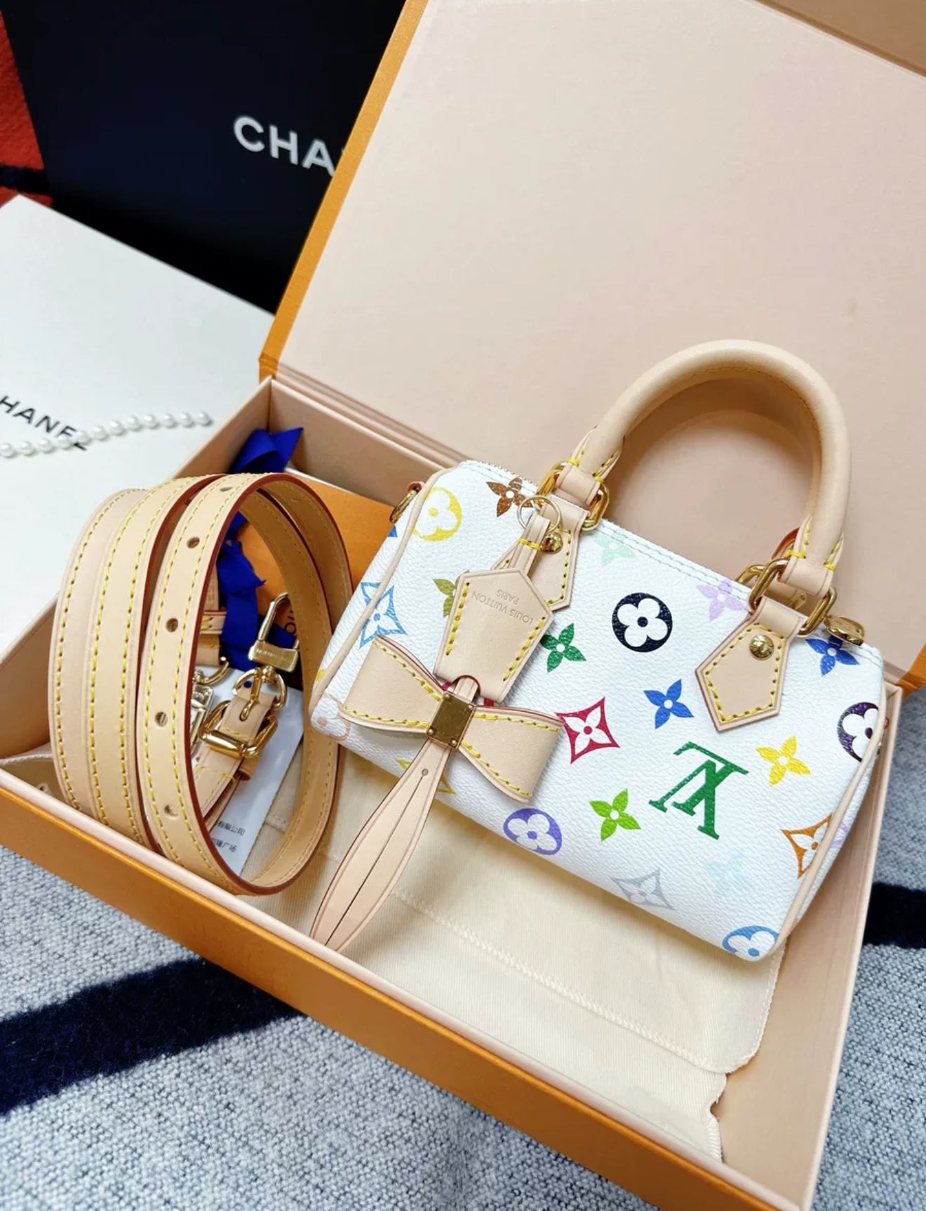 LOUIS VUITTON x Takashi Murakami NANO SPEEDY white tri-color, Boston bag