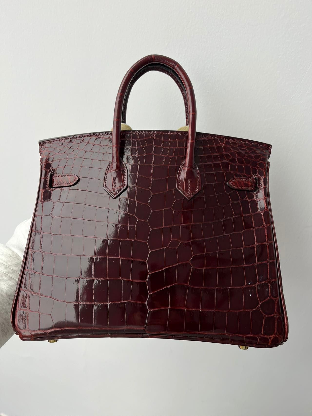Hermes Birkin 25 Rouge Bordeaux Burgundy shiny crocodile leather gold hardware