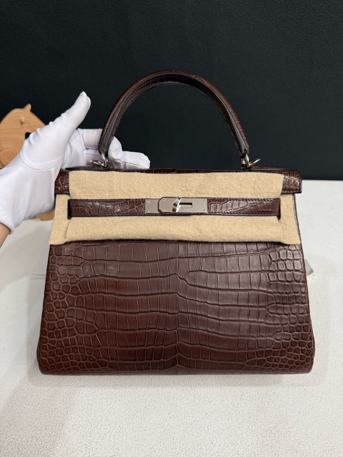 Hermes kelly 28 Havane Matte Porosus leather palladium harwdare