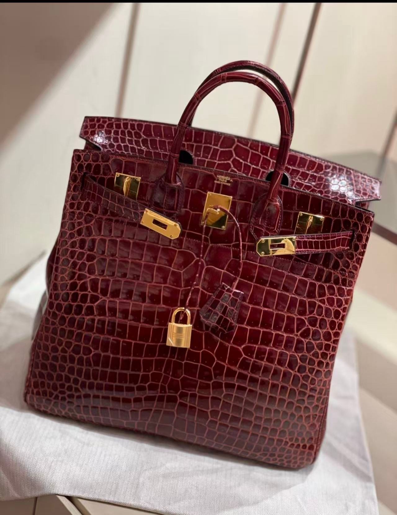Hermes Birkin HAC 40 Bordeaux Burgundy Shiny crocodile leather gold hardware
