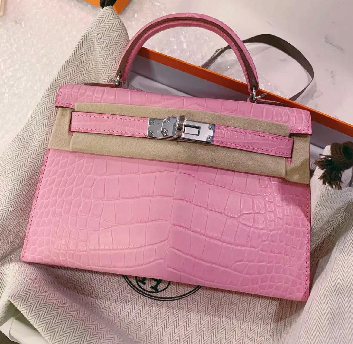 Hermes Mini kelly 20 5P Bubblegum Pink Matte alligator leather palladium harwdare