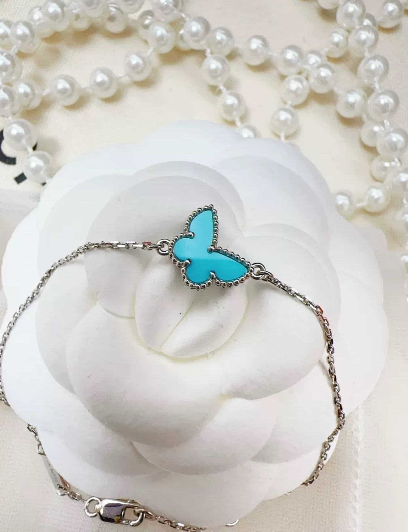 Van Cleef and Arples Sweet Alhambra Butterfly Turquoise White Gold Bracelet
