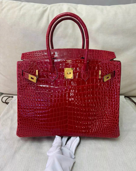 Hermes Birkin 35 Red Shiny Crocodile leather Gold Hardware Handbag