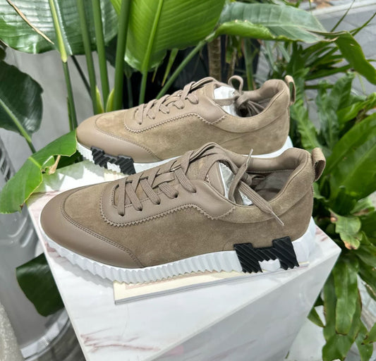 Hermes Mens Etoupe Suede Brume Bouncing 42 Sneaker