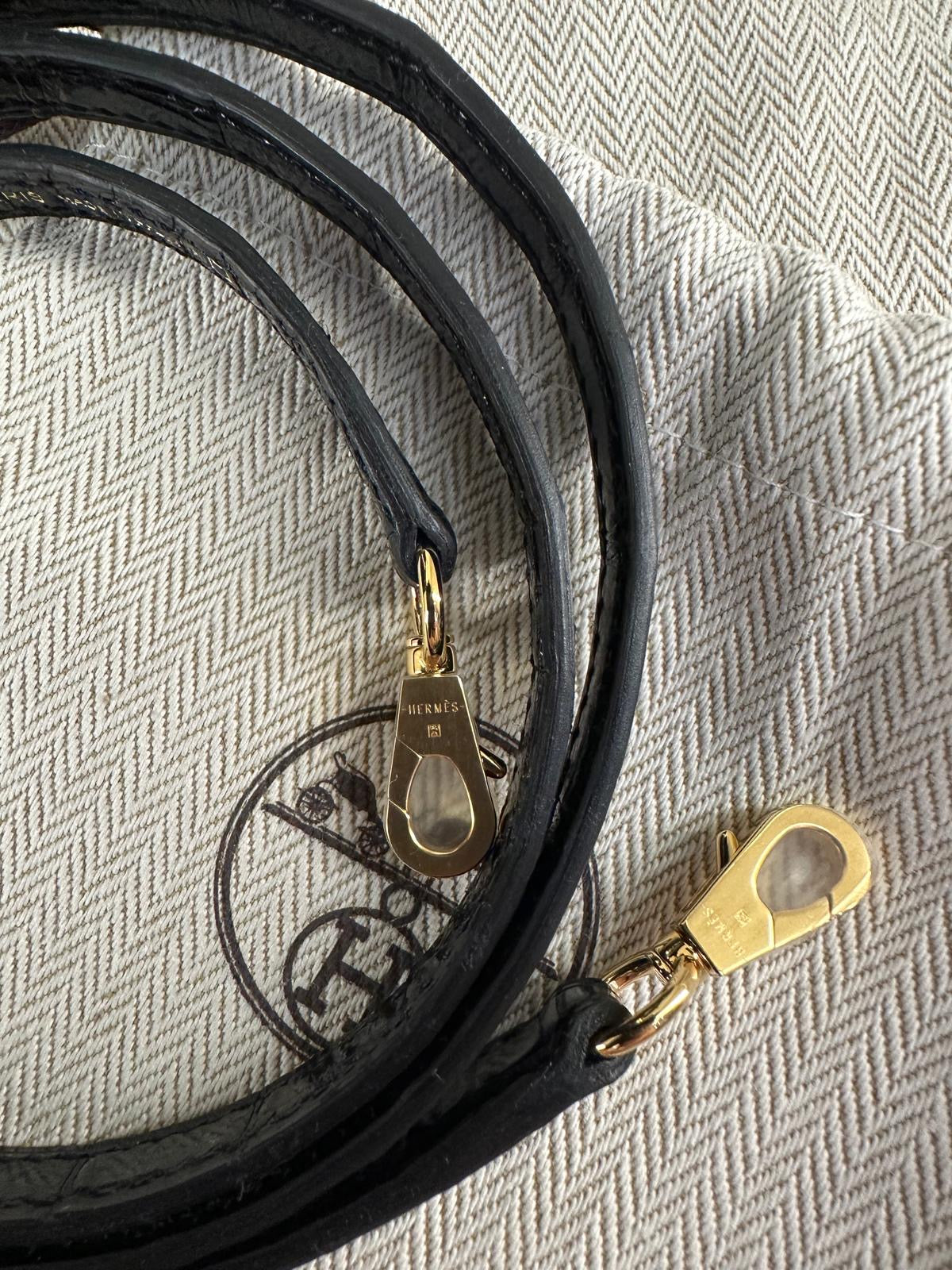 Hermès Mini Kelly Black Shiny Alligator Gold Hardware