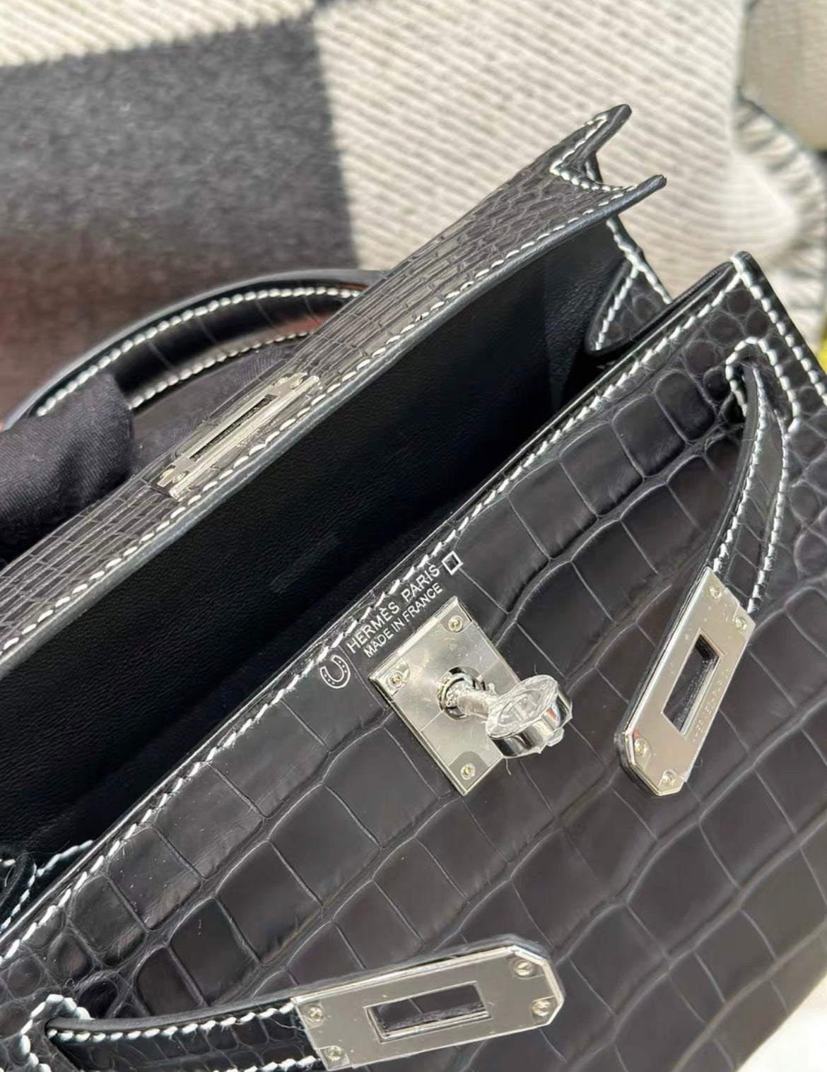 HERMÈS MINI KELLY 20 BLACK ALLIGATOR MATTE WITH WHITE STITCHING PALLADIUM HARDWARE