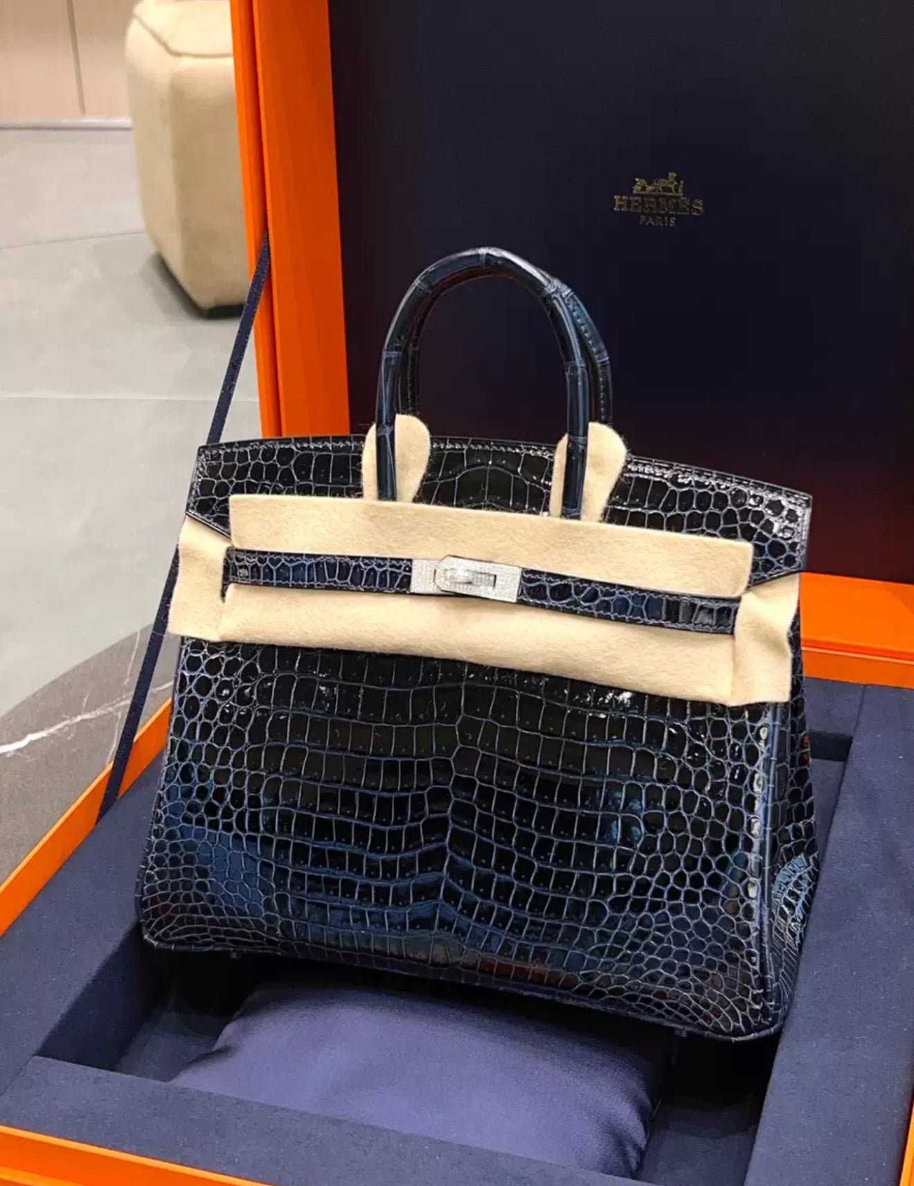 Hermes Birkin 25 Dark Blue Crocodile Leather with white Gold  Dimaonds Hardware