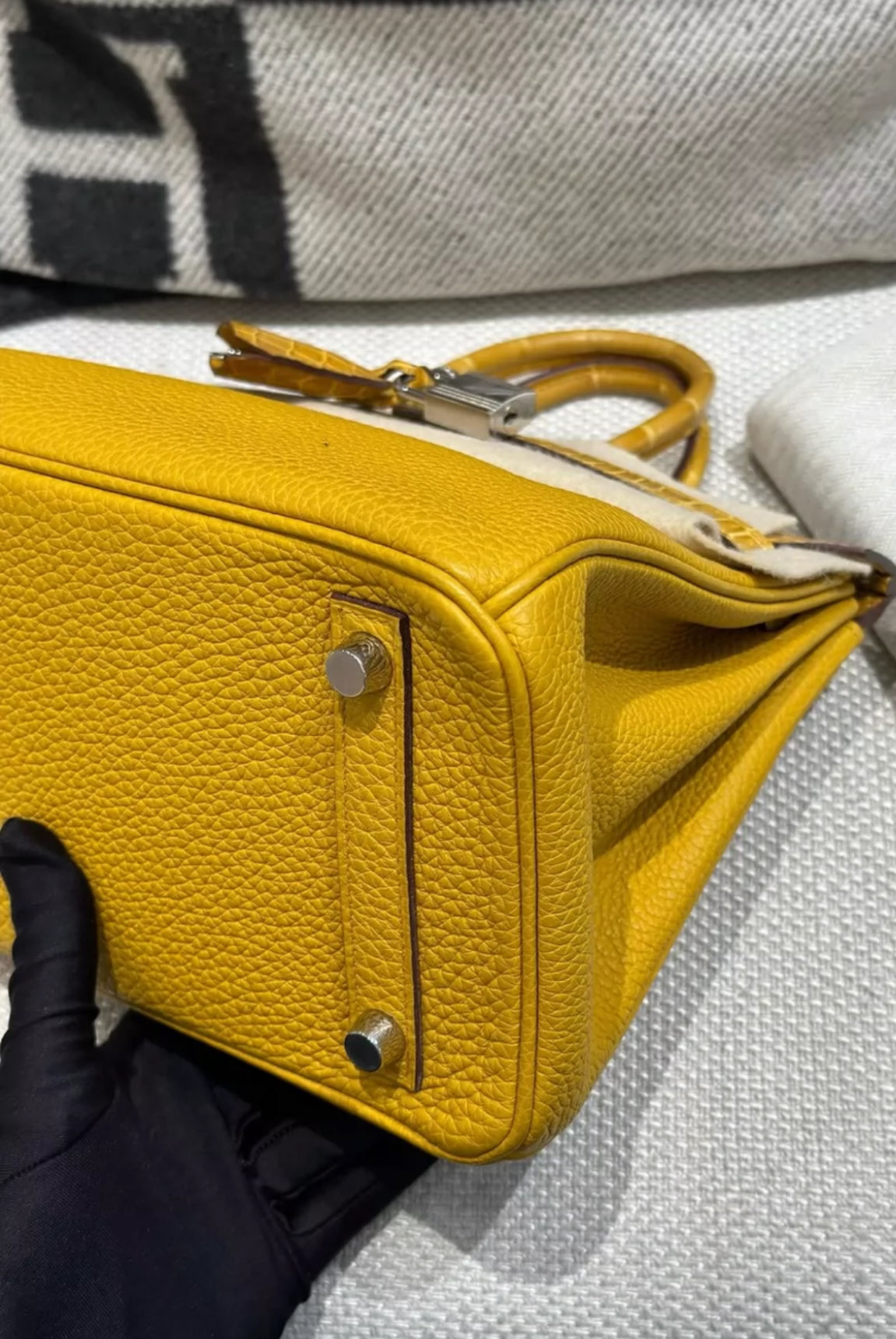 Hermès Birkin 25 Touch Jaune Amber Togo Leather  Shiny Niloticus Crocodile