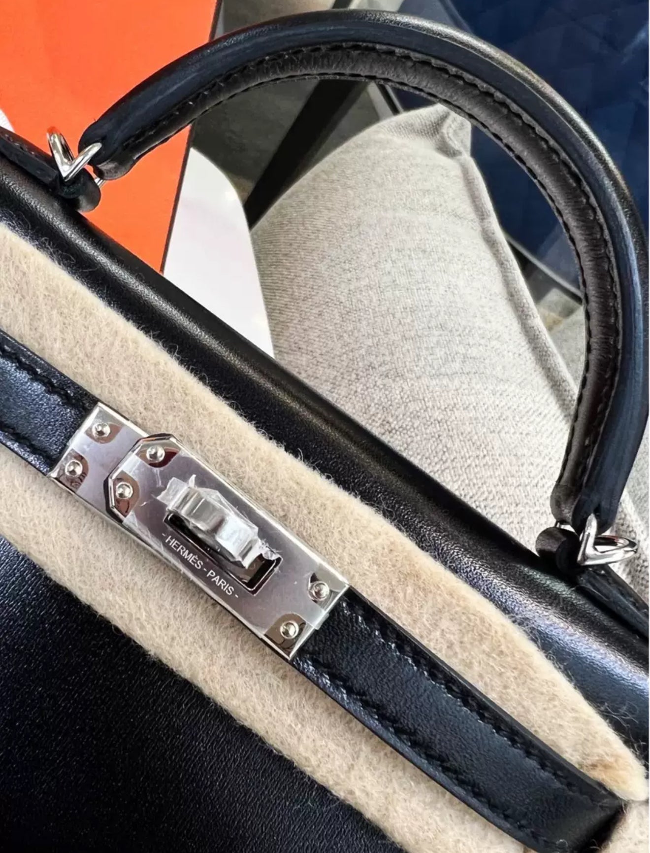 Hermès Mini Kelly Black Box Leather Palladium Hardware