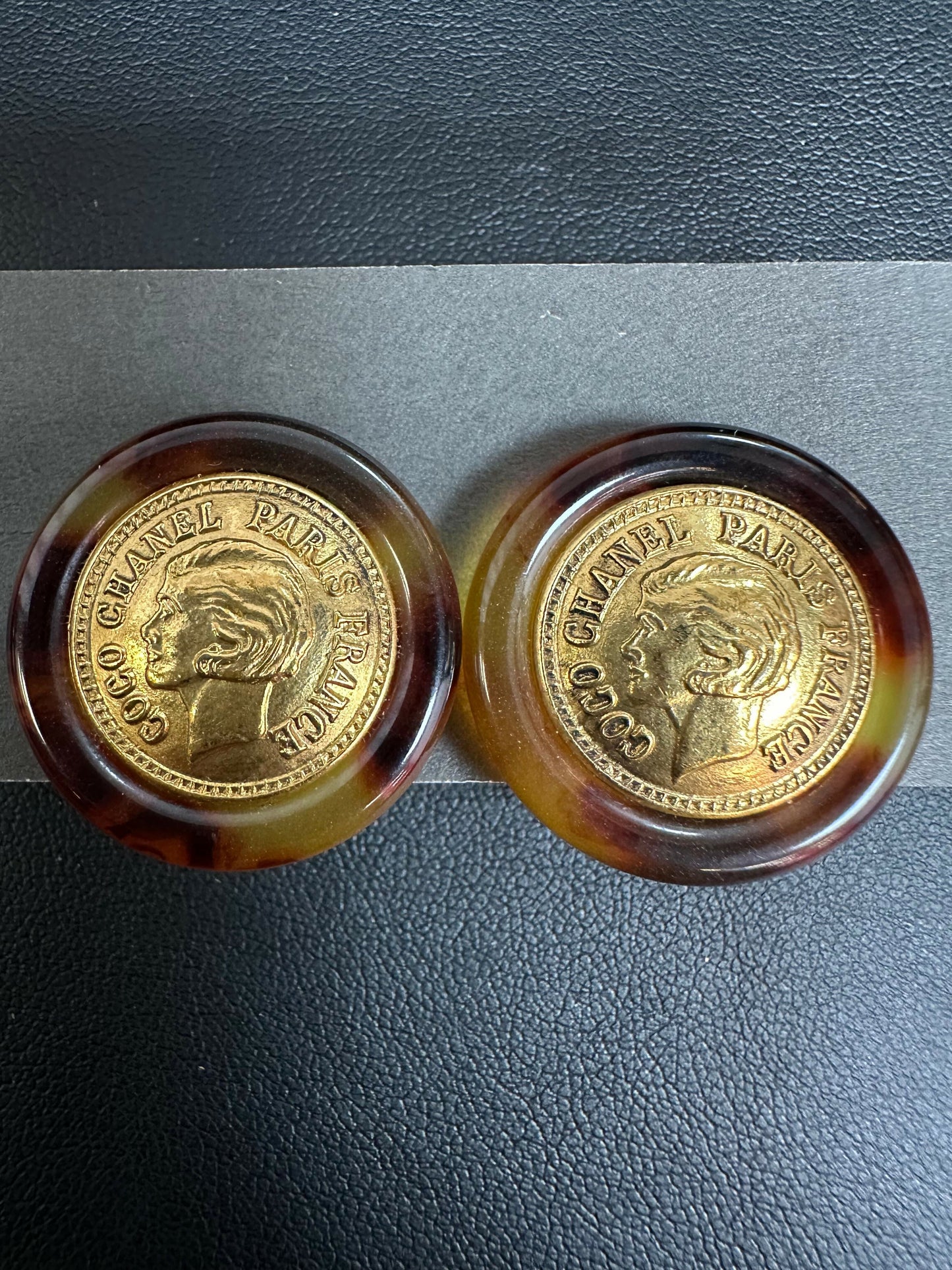 Chanel Vintage 97A Tortoiseshell Ms Coco Clip-on Earrings