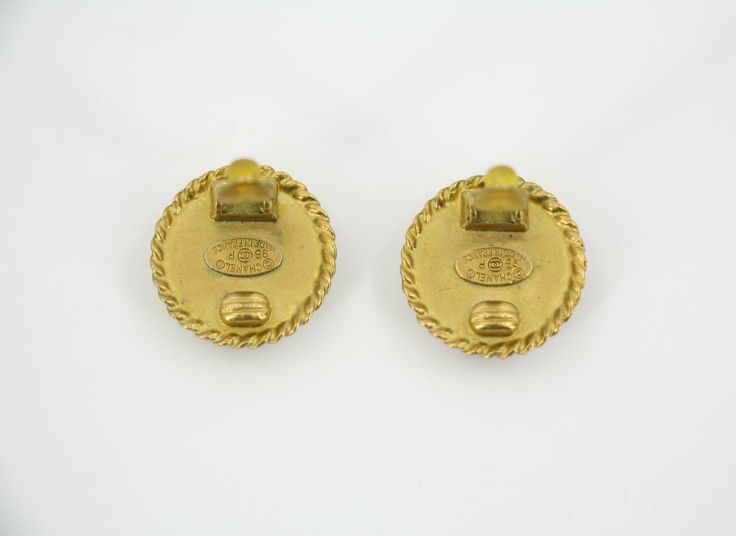 Chanel Vintage 95P Resin Spring/Summer Black Gold CC Round Wave Pattern Earrings