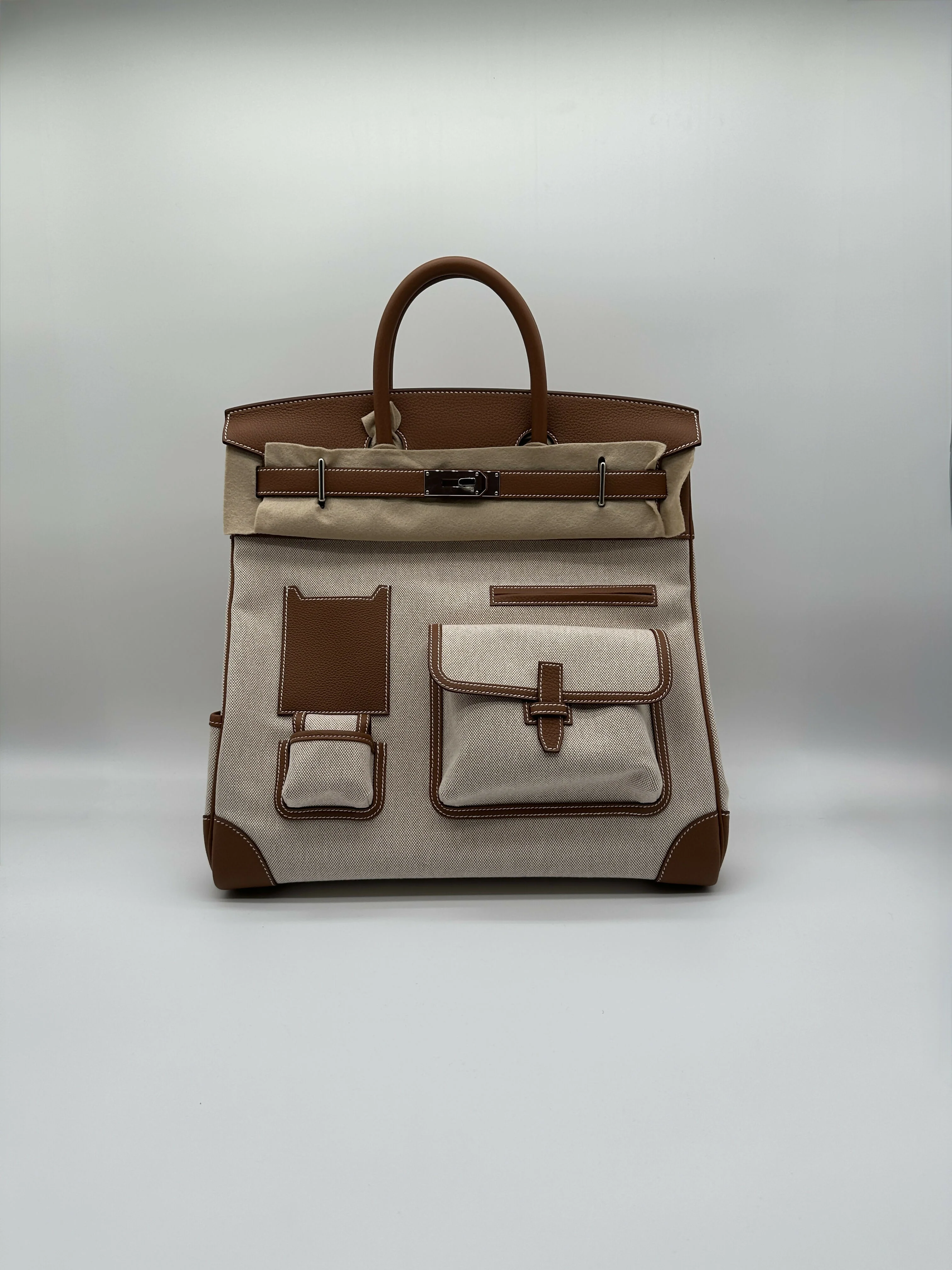 Hermès Haut à Courroies 40 Cargo Gold Togo and Toile PHW K 2025