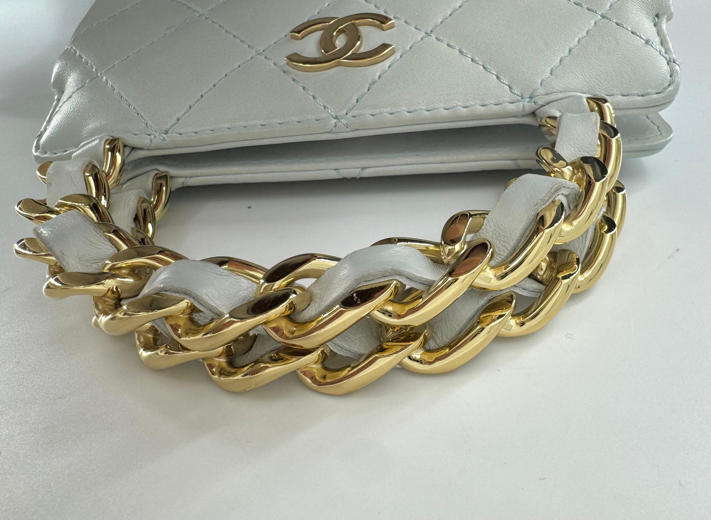 chanel vintage kelly gold handle hardware