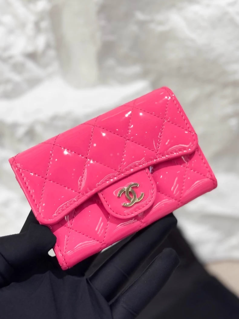 Chanel pink patent leather cardholder