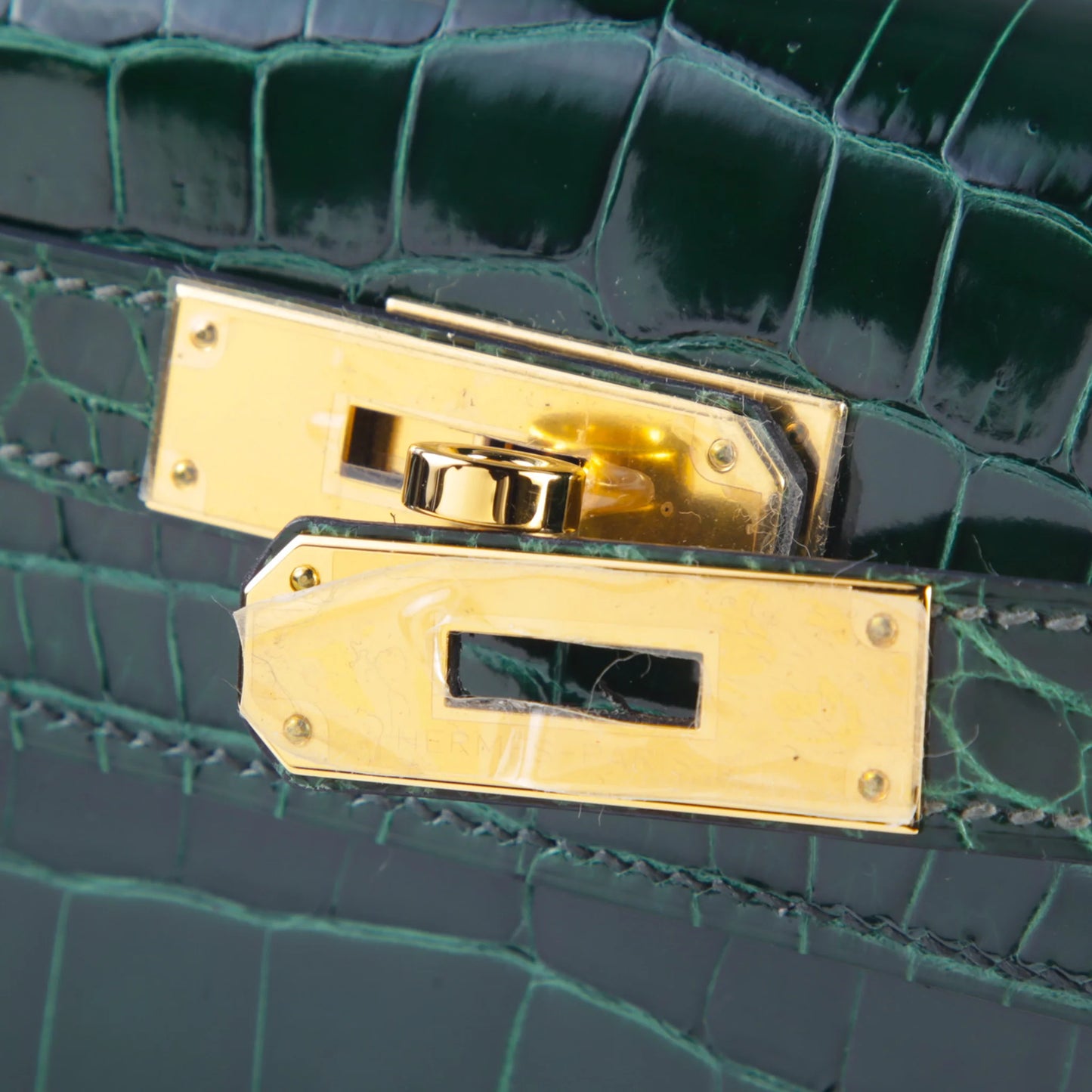Hermes Kelly 28 Vert Fonce (67) Shiny Niloticus Crocodile Gold hardware