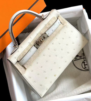 Hermes Mini Kelly 20 HSS beton x Gris perle ostrich Permabrass Hardware