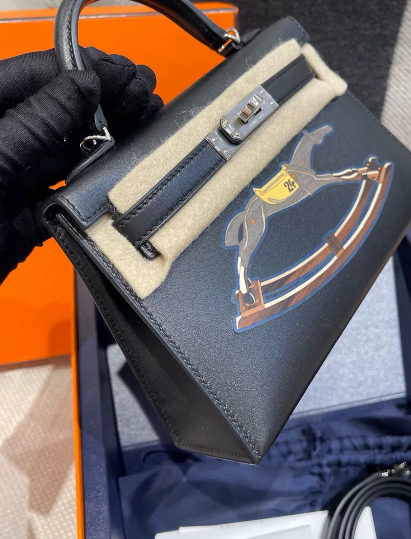 Hermès Mini Kelly Cheval De Bois Noir / Black Tadelakt Palladium Hardware