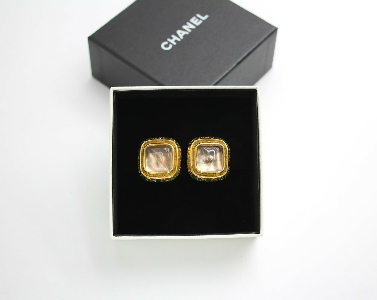 094a551719aed39f07785efabb832d80