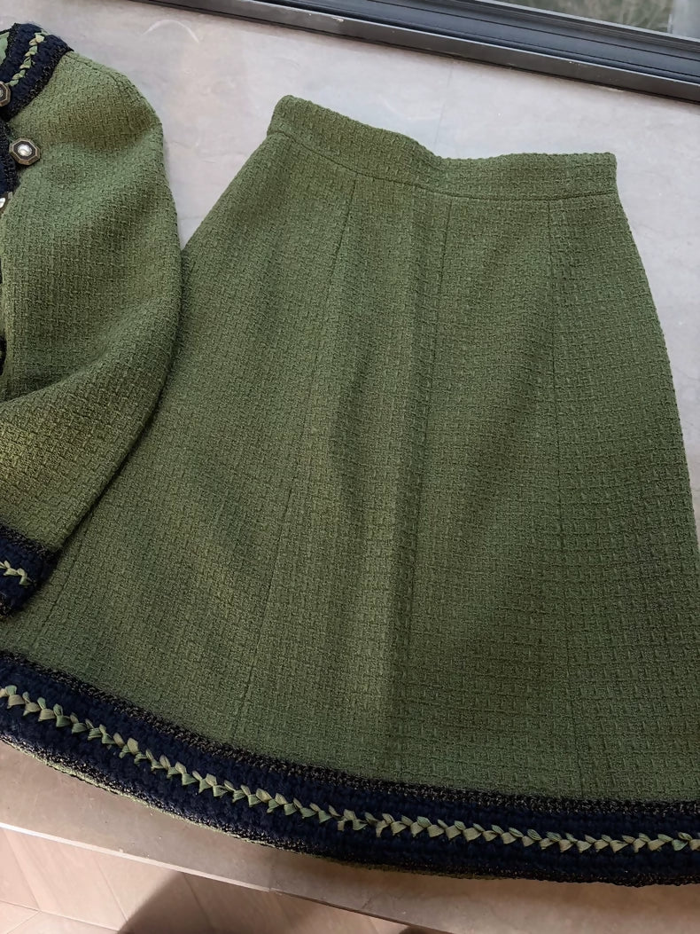 Chanel Shanghai Collection Exquisite Runway Look green sweater and skirt set